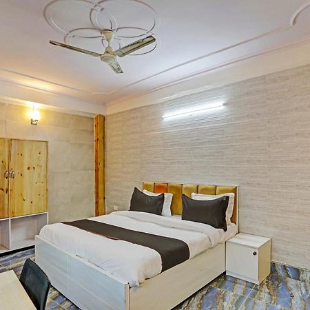 Super Umen Hotel Nearest Sector 66 Noida Bagian luar foto