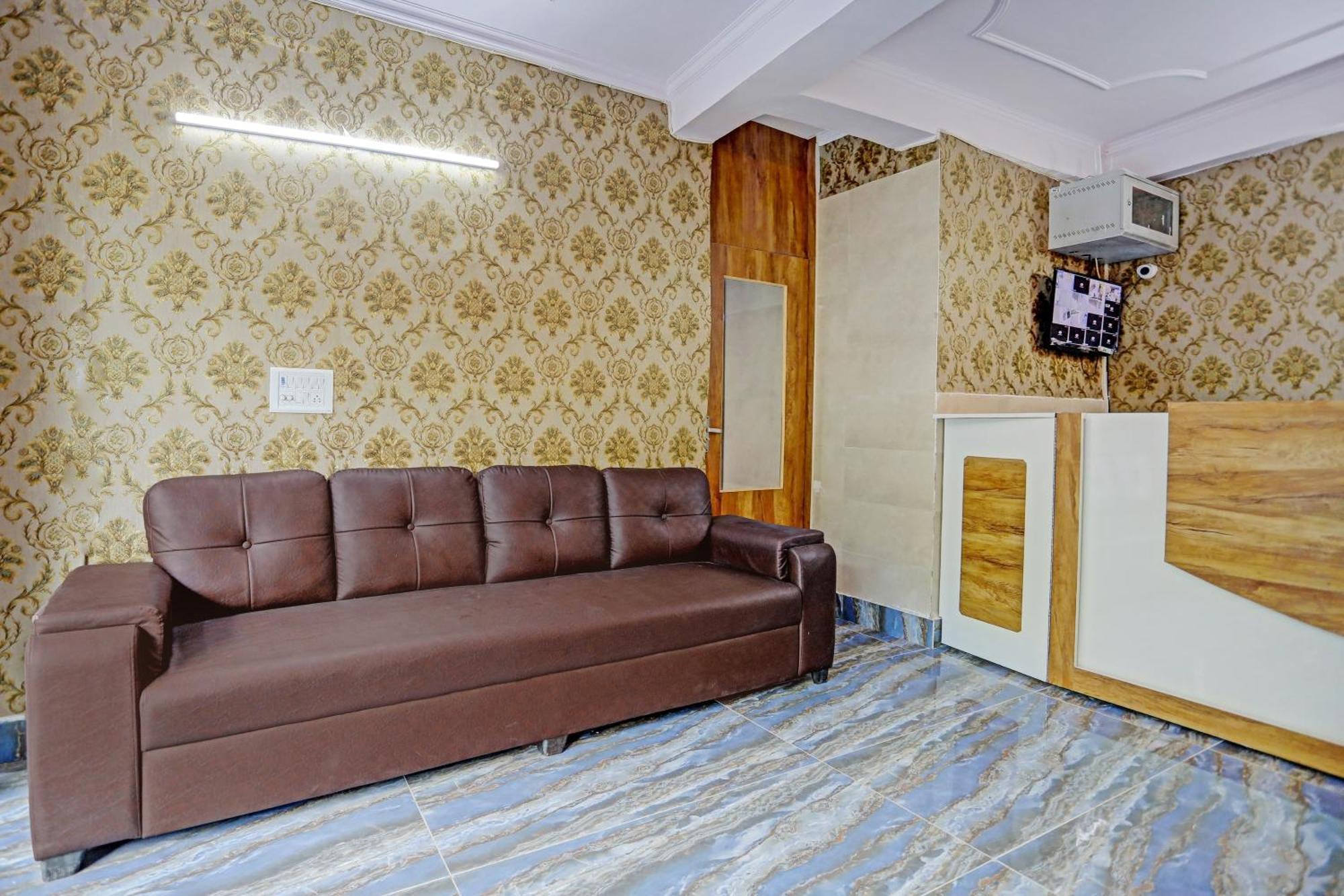 Super Umen Hotel Nearest Sector 66 Noida Bagian luar foto
