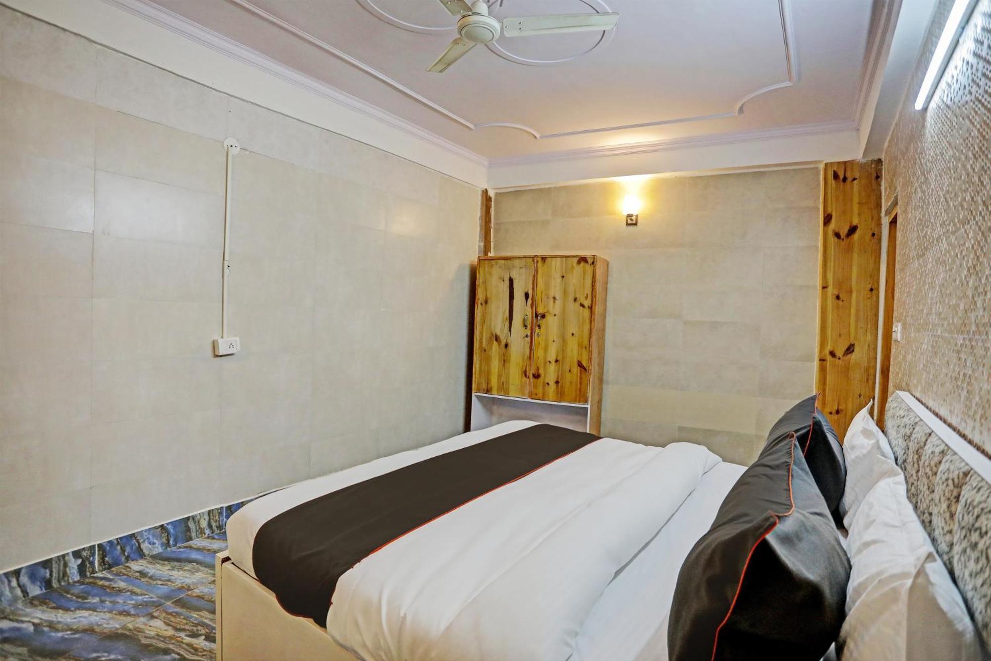 Super Umen Hotel Nearest Sector 66 Noida Bagian luar foto