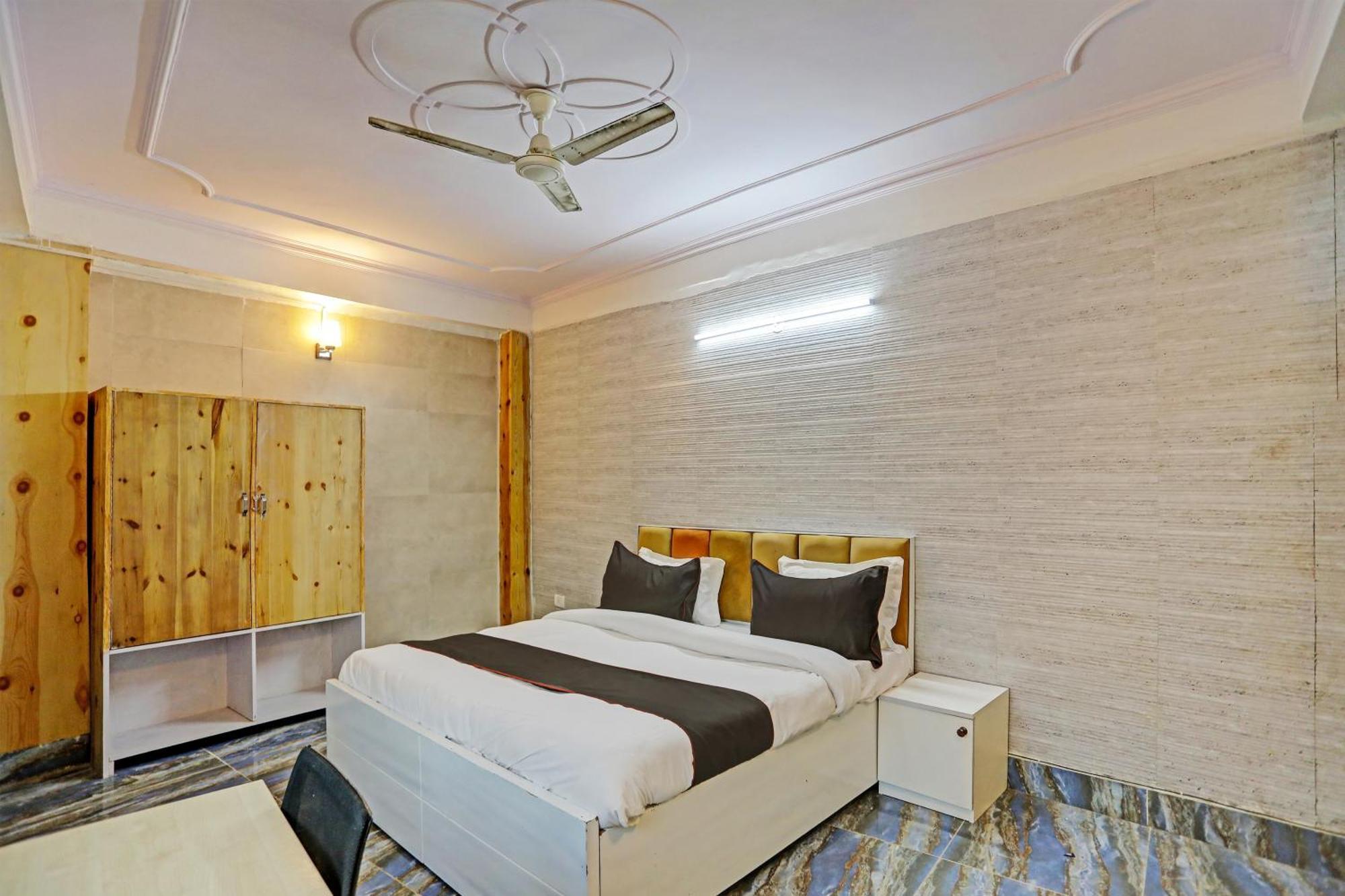 Super Umen Hotel Nearest Sector 66 Noida Bagian luar foto